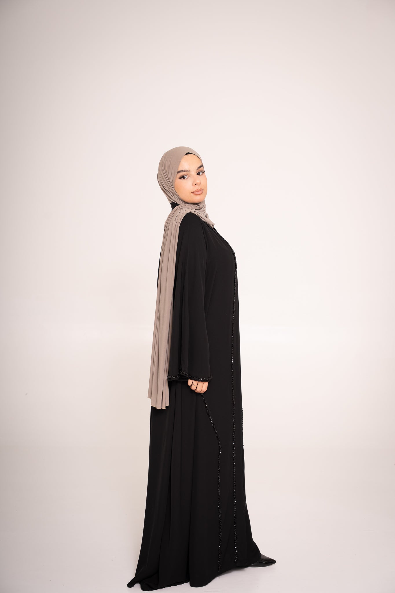 Abaya NIDA